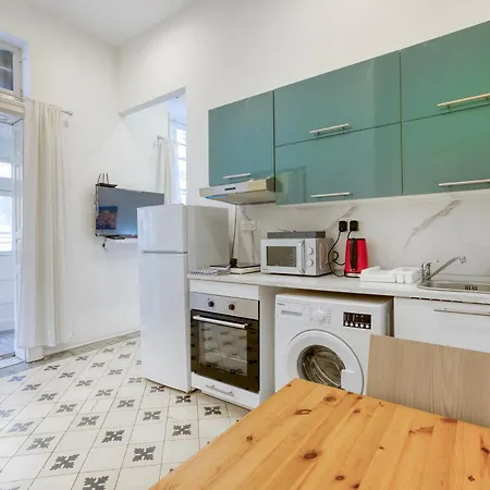 Sweet Apartment *