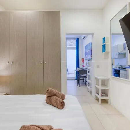 Sweet Apartment *